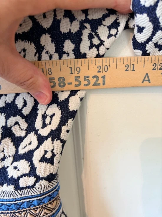 J McLaughlin Classic Navy and White Floral Sheath Dress geo cheetah size 10 NEW - Picture 8 of 9